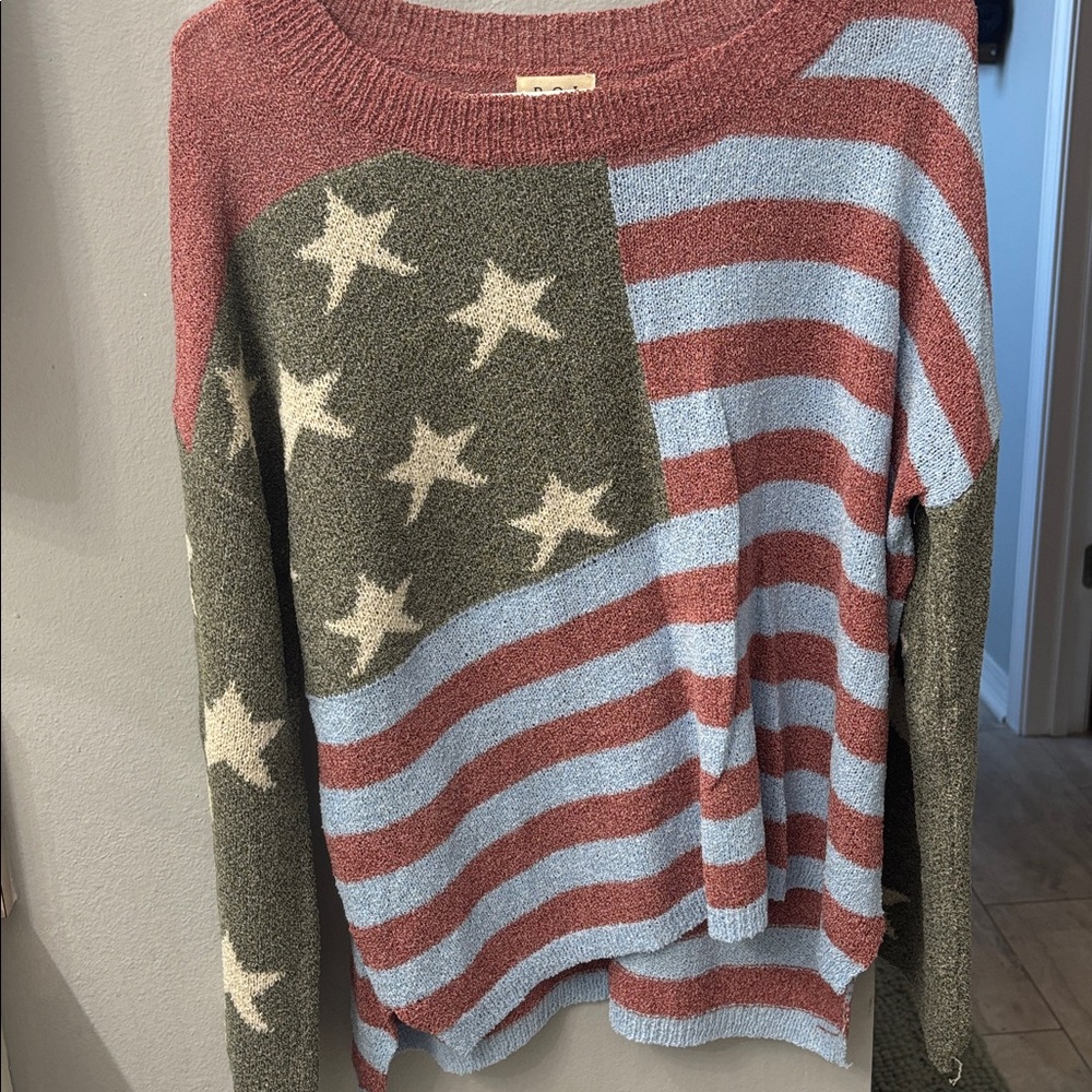 POL Textured Knit Sweater in Red and Gray